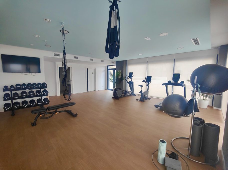 Appartement Eagle Tower Collection Signature – salle de sport moderne de la résidence à Benidorm