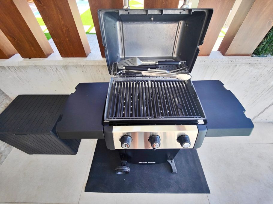 Barbecue au charbon sur terrasse de villa Polop Bay View