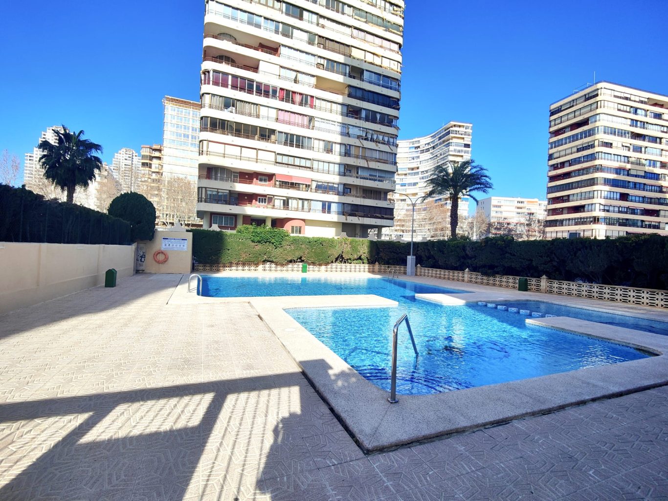 Piscine de la résidence Veracruz – appartement Collection Signature Benidorm