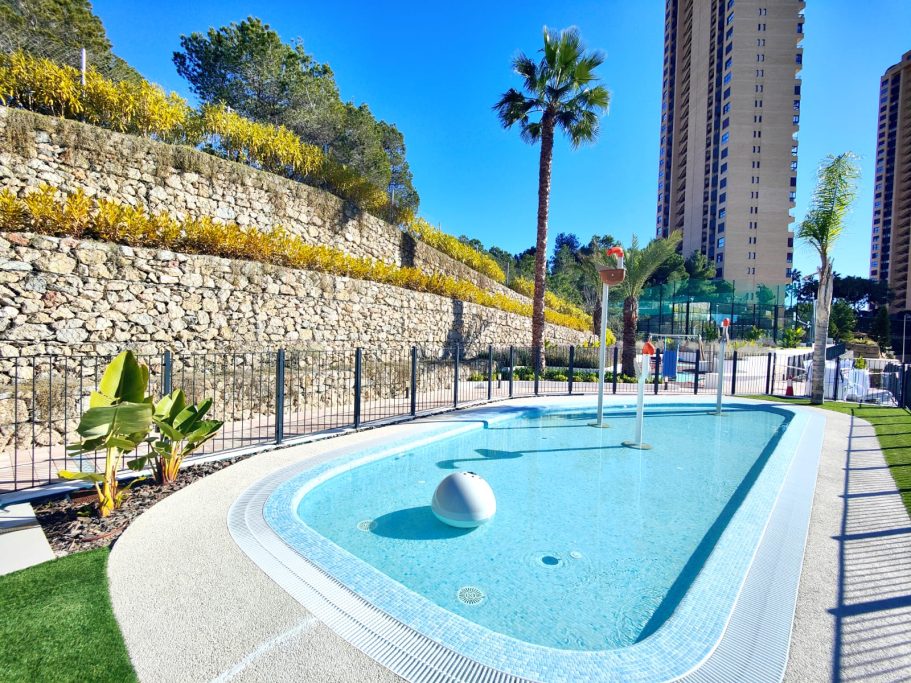 Appartement Eagle Tower Collection Signature – pataugeoire pour enfants dans la résidence Eagle Tower à Benidorm